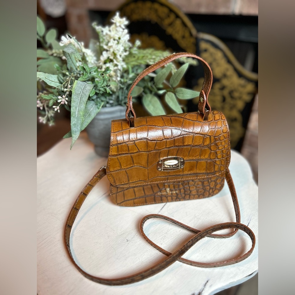 Chiara Ferretti Brown Alligator Fine Leather Crossbody Bag Purse Excellent Cond.